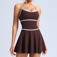 Nouvelle conception GH : Ensemble de sport une pièce color-block, jupes de golf avec hauts rembourrés, vêtements de tennis personnalisés pour femmes, robe de tennis douce et de qualité supérieure