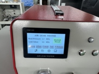 Probador de Hermeticidad y Detector de Fugas para Paquetes de Baterías de Vehículos Eléctricos QM100 New Energy