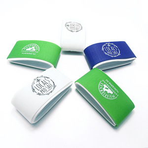 Correas <span class=keywords><strong>de</strong></span> Esquí Personalizadas con Cierre <span class=keywords><strong>de</strong></span> Gancho y Bucle, Adhesivos Fijos, Material Ligero y Duradero <span class=keywords><strong>de</strong></span> EVA/Nylon para Accesorios <span class=keywords><strong>de</strong></span> Esquí <span class=keywords><strong>de</strong></span> Invierno - Product Image 1
