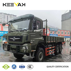 Camion de fret Dongfeng 6x6 à haute capacité de charge, nouveau camion de fret avec moteur Cummins, plateau de camion à glissière pour le transport sur route de montagne froide - Product Image 3