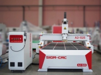 Máquina Fresadora CNC para Madera, para Trabajos Industriales en Madera, Muebles y Corte de Materiales Publicitarios