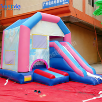 Opblaasbare springkasteel met glijbaan, roze blauw springkussen combinatie voor kinderen voor thuis, achtertuin en buitenspelen