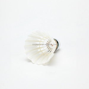 Quả cầu lông Kawasaki New Goose <span class=keywords><strong>Feather</strong></span> chất lượng cao, tốt nhất cho thi đấu, lông vũ tuyển chọn tinh xảo & khả năng chống vỡ, độ ổn định bay tốt - Product Image 5