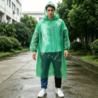 Einweg-Regenmantel mit Elastischen Ärmeln Wasserdichter Regenponcho mit Kapuze für Erwachsene Plastik-Regenmantel mit Kapuze und Kordelzug Einweg-Poncho