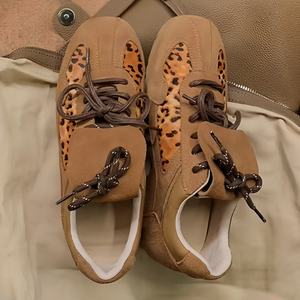 Chaussures de sport pour femmes en cuir de vache rétro à imprimé léopard, design à rabat, style allemand, lacets en cuir, Forest Gump Board, été, antidérapantes - Product Image 2