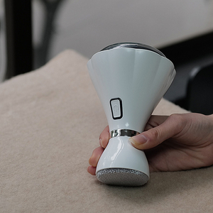 Rechargeable Smart Fabric Mini Lint Trimmer Rasoir Électrique Vêtements Portable Fuzz Rasoir Chandail Tapis Pill Cutter - Product Image 6
