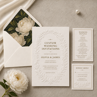 Ensemble d'invitations de mariage élégantes avec couronne en relief, cartes personnalisées imprimées pour les détails du mariage et les réponses RSVP