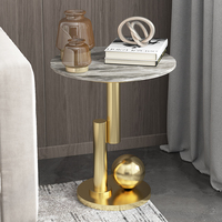 Table d'appoint décorative moderne et minimaliste en acier doré avec éclairage LED, vente chaude, fabricant de meubles en métal de Dongguan, table basse d'appoint