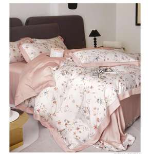 Ensemble <span class=keywords><strong>de</strong></span> literie en lyocell organique ultra lisse housse <span class=keywords><strong>de</strong></span> couette imprimée florale respirante draps <span class=keywords><strong>de</strong></span> lit personnalisés doux en soie 100 <span class=keywords><strong>de</strong></span> luxe - Product Image 4