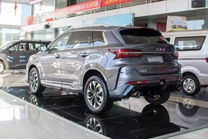 Voitures d'occasion <span class=keywords><strong>Chevrolet</strong></span> <span class=keywords><strong>Cruze</strong></span> <span class=keywords><strong>2020</strong></span> Hybride léger Turbocompressé RS330T Automatique Faible Consommation Essence Euro VI 150-200PS Conduite à gauche - Product Image 2