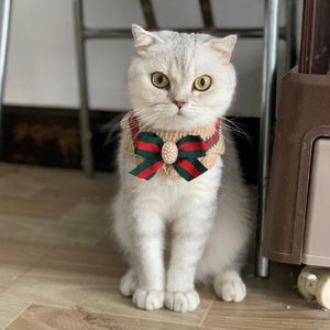 Écharpe/bavoir de Noël tricoté en forme de losange pour chaton et chien, accessoire pour chat, collier/collier de cou pour animal de compagnie - Product Image 2