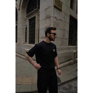 Camiseta Negra Extra Grande 100% Algodón Orgánico, Diseño Impreso en 3D en la Espalda, Bordado Personalizado, Peso 300 GSM - Product Image 2