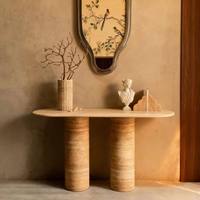 Table console ovale en marbre travertin beige et blanc, style nordique luxueux, pour salon, villa, hôtel, décoration intérieure.