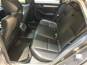 Voiture d'occasion Honda Accord Hybrid 2018 2.0L <span class=keywords><strong>E</strong></span>-CVT Berline Conduite à Gauche Consommation de Carburant 4.2L Coffre 573L <span class=keywords><strong>V</strong></span>éhicule d'occasion fiable - Product Image 5