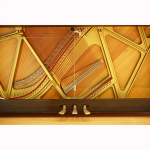 Yamaha Instrument de musique droit Piano d'occasion Fabriqué au Japon Studio Electronique de qualité Piano d'occasion - Product Image 5