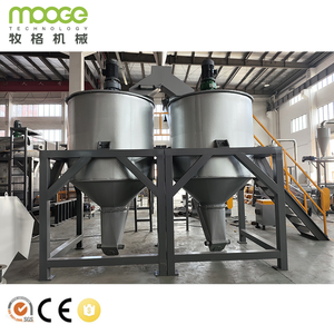 Ligne de lavage et de recyclage de bouteilles PET : Lavage à chaud au chaux, Séparation flottant-non flottant, Détachage des étiquettes, Séchage des canalisations, Flocons RPET de qualité alimentaire - Product Image 2