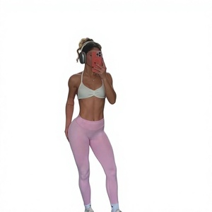 Ensemble de yoga 2 pièces pour femme, violet, avec crop top à fines bretelles et short taille haute, sans couture, froncé aux fesses, tenue de sport - Product Image 5