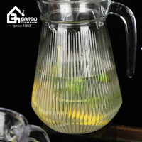 Pichet en verre à eau de grande capacité de 1,3 L avec couvercle, pichet en verre à boire frais à motif de rayures transparentes pour le camping