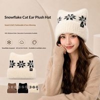 Nouveau bonnet en jacquard flocon de neige automne/hiver pour femme, luxueux bonnet tricoté à oreilles de chat avec cache-oreilles, personnalisable en petite série, adorable et en laine.