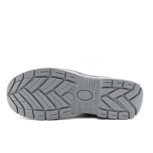 รองเท้าบูทนิรภัย Tiger Master หนังวัวสีดำ กันน้ำมัน กันลื่น กันน้ำ ป้องกันไฟฟ้าสถิต หัวเหล็ก ป้องกันอันตราย รุ่น S3 สำหรับผู้ชาย - Product Image 3