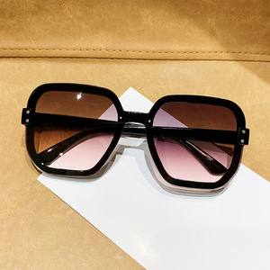 2024 Spring Fashion Sunglasses UV400 PC <b>Frame</b> Blue Retro Square Unisex Children Eyeglasses - Product Image 4