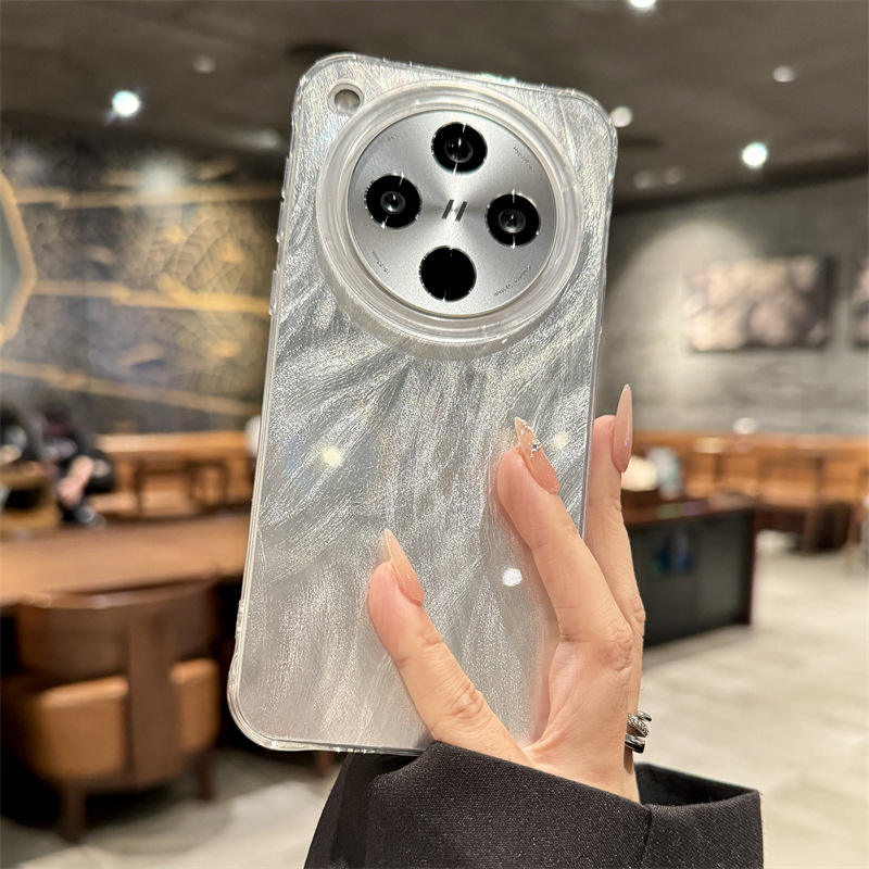 Gradient Feather Silver