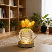 Lampe de table LED en forme de tulipe, lumière de nuit romantique pour chambre à coucher, cadeau de mariage