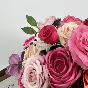 DKB Centro de Mesa de Flores Artificiales de Seda, Estilo Victoriano, Moderno y de Lujo, para Decoración de Mesa Baja en Bodas, Día de la Madre y Navidad, 30 cm - Product Image 5