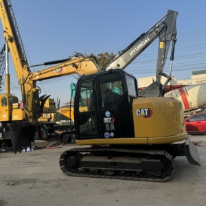 Excavatrice CAT307 2022, poids opérationnel 7 T, godet de 0,2 m³, moteur Cummins 69 kW, dents de rechange, marteau brise-roche inclus - Product Image 2