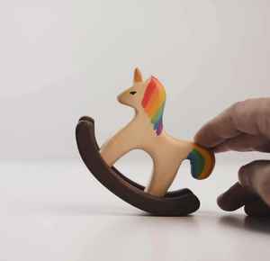 Caballito balancín y unicornio de madera miniatura hechos a mano para niños, adorno de madera DIY de Vietnam, precio económico - Product Image 2