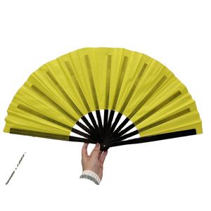 Ventilador de mano plegable de bambú en blanco ecológico de 33cm con decoración pintada para regalos de negocios o recuerdos en stock. - Product Image 6