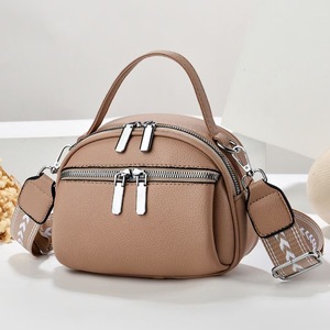 Nouveaux Sacs Bandoulière de Créateur Tendance en Cuir PU de Haute Qualité, Sacs Messager Décontractés, Cabas de Luxe pour Femmes, Sacs à Main et Pochettes - Product Image 4