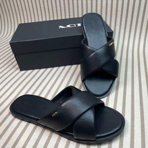 Ciabatte Estive di Alta Qualità in <span class=keywords><strong>Pelle</strong></span> PU <span class=keywords><strong>Nera</strong></span> di Marca di Lusso a Prezzo di Fabbrica - Product Image 3