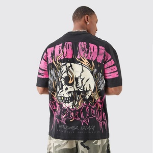 เสื้อยืดคอตตอนวินเทจพิมพ์โลโก้ตามสั่ง สไตล์ฮิปฮอป ทรงโอเวอร์ไซส์ คอเสื้อยาวพิเศษ ลายกราฟิกโกธิคด้านหลัง - Product Image 1