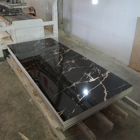 Panneau mural en PVC de haute qualité, imperméable, ignifuge, pour usage hôtelier, alternative au marbre UV, avec couleur personnalisée et design moderne