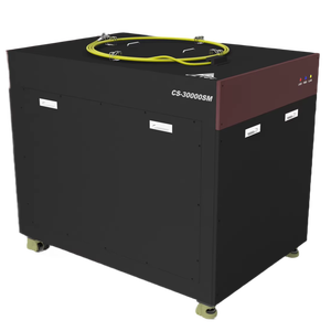 مصدر ليزر ألياف أحادي الوضع بتبريد مائي من سي إس تك بقوة 20 كيلوواط/30 كيلوواط - Product Image 1