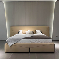 Cadre de chambre à coucher en bois moderne et élégant de taille King de luxe Ensemble complet de meubles de chambre à coucher italienne Master Villa