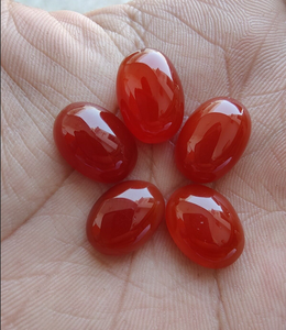Ónix Rojo Natural, Forma Ovalada, 12x16mm, Cabujón de Espalda Plana, Efecto Ojo de Gato, Marca AMARA, para Anillos, Collares y Joyería - Product Image 4