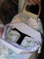 Sac de cadeau en tissu brodé de fleurs de luxe, boîte d'emballage avec poignée en bambou, pompon et insert pour boîte à thé, Ramadan