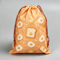 Pochette pliable à cordon en non-tissé laminé résistant à l'eau, motif dessin animé, taille personnalisée, recyclable, pour emballage de bouteilles cosmétiques et cadeaux