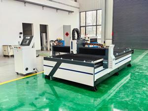 Macchina da Taglio al <span class=keywords><strong>Plasma</strong></span> CNC HUAYUAN 1530 Taglierina al <span class=keywords><strong>Plasma</strong></span> CNC per Lamiera in Vendita - Product Image 2