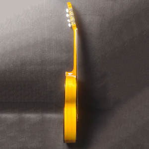 Guitarra Flamenca Española Popular de Color Amarillo con Tapa Sólida - Product Image 3