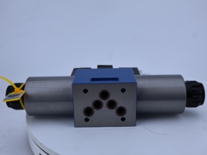 Électrovanne hydraulique à commande proportionnelle à action directe R900920557 4WRA6E15-2X/G24N9K4/V 4WRAE 4WREE 4WRKE - Product Image 5