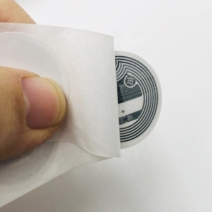 Trung quốc giá tốt nhất biểu tượng tùy chỉnh Pet tráng giấy <span class=keywords><strong>NFC</strong></span> RFID kim loại <span class=keywords><strong>Tag</strong></span> cho dữ liệu đọc và theo dõi - Product Image 2