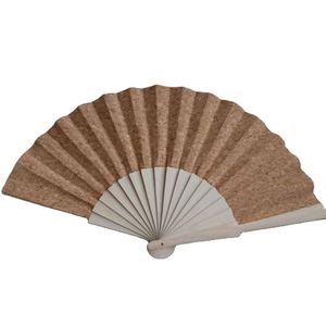 Abanico de Madera de 23 cm con Múltiples Diseños de Mariposas y Flores, Material Ecológico, Regalos para Eventos - Product Image 6