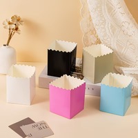 Emballage en papier pour frites et pop-corn à emporter