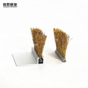 씰 채널 구리 청동 와이어 스트립 브러시는 인청동 와이어, 합금 <span class=keywords><strong>510</strong></span>을 사용하며, 구리 95%와 주석 5%로 구성되어 있습니다. - Product Image 2