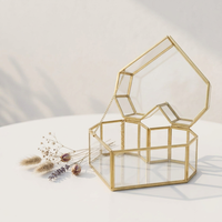 Organisateur de bijoux et boîte de rangement en métal et verre de luxe moderne en forme de cœur avec taille personnalisée pour femmes