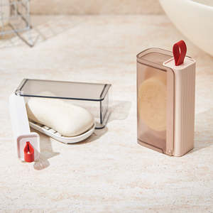 Boîte à savon de voyage portable en plastique écologique, durable, en deux parties, avec système de drainage, pour salle de bain, camping et usage extérieur - Product Image 1