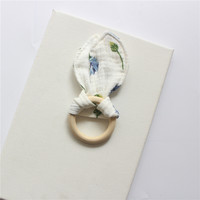 Tissu en mousseline de coton au design unique, mignon et amusant avec des oreilles de lapin, décoration moderne pour la maison, anneau de dentition sûr et confortable